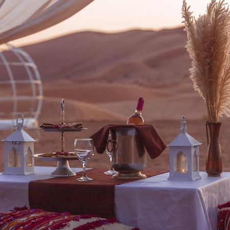 Sahara Dunes Luxury Camp Мерзуга Экстерьер фото