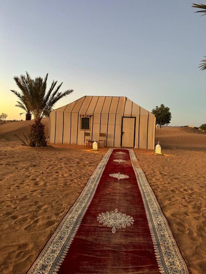 Sahara Dunes Luxury Camp Мерзуга Экстерьер фото