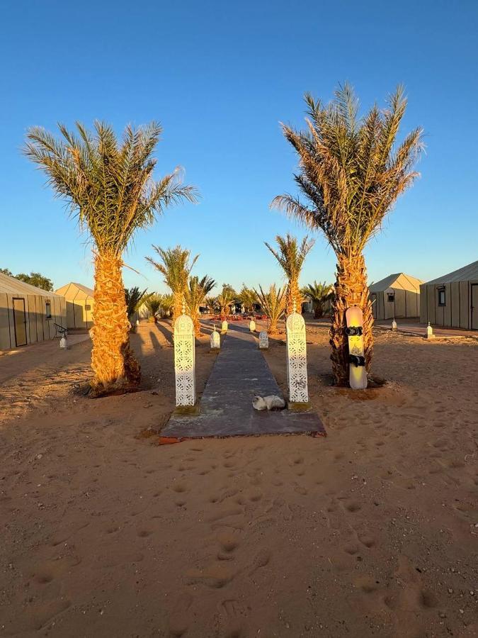 Sahara Dunes Luxury Camp Мерзуга Экстерьер фото