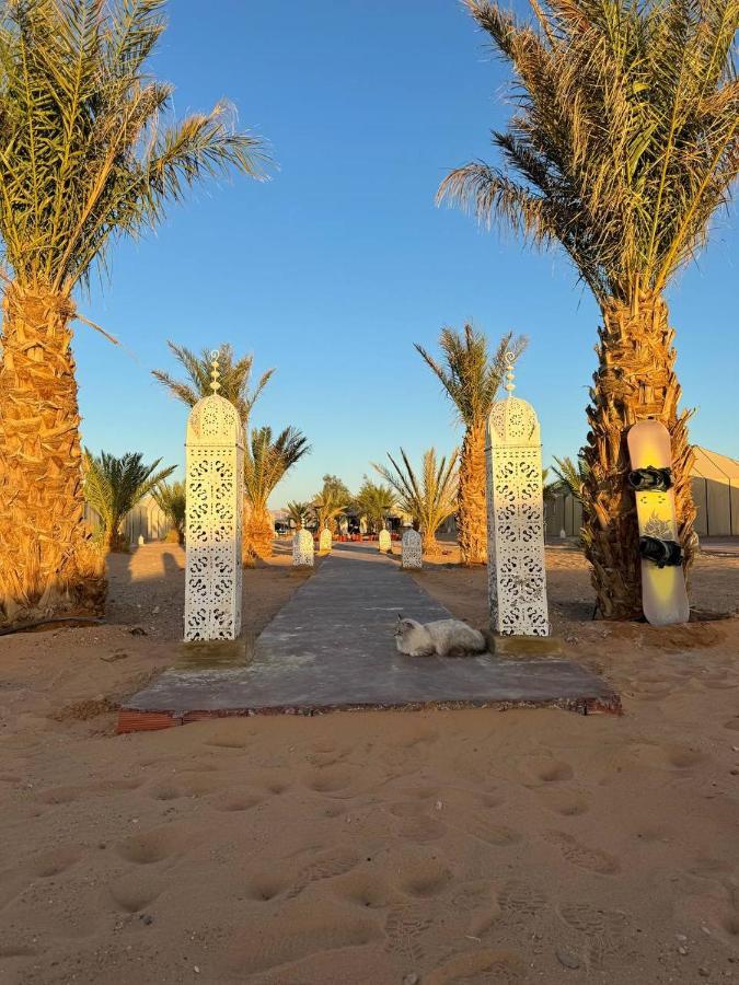 Sahara Dunes Luxury Camp Мерзуга Экстерьер фото