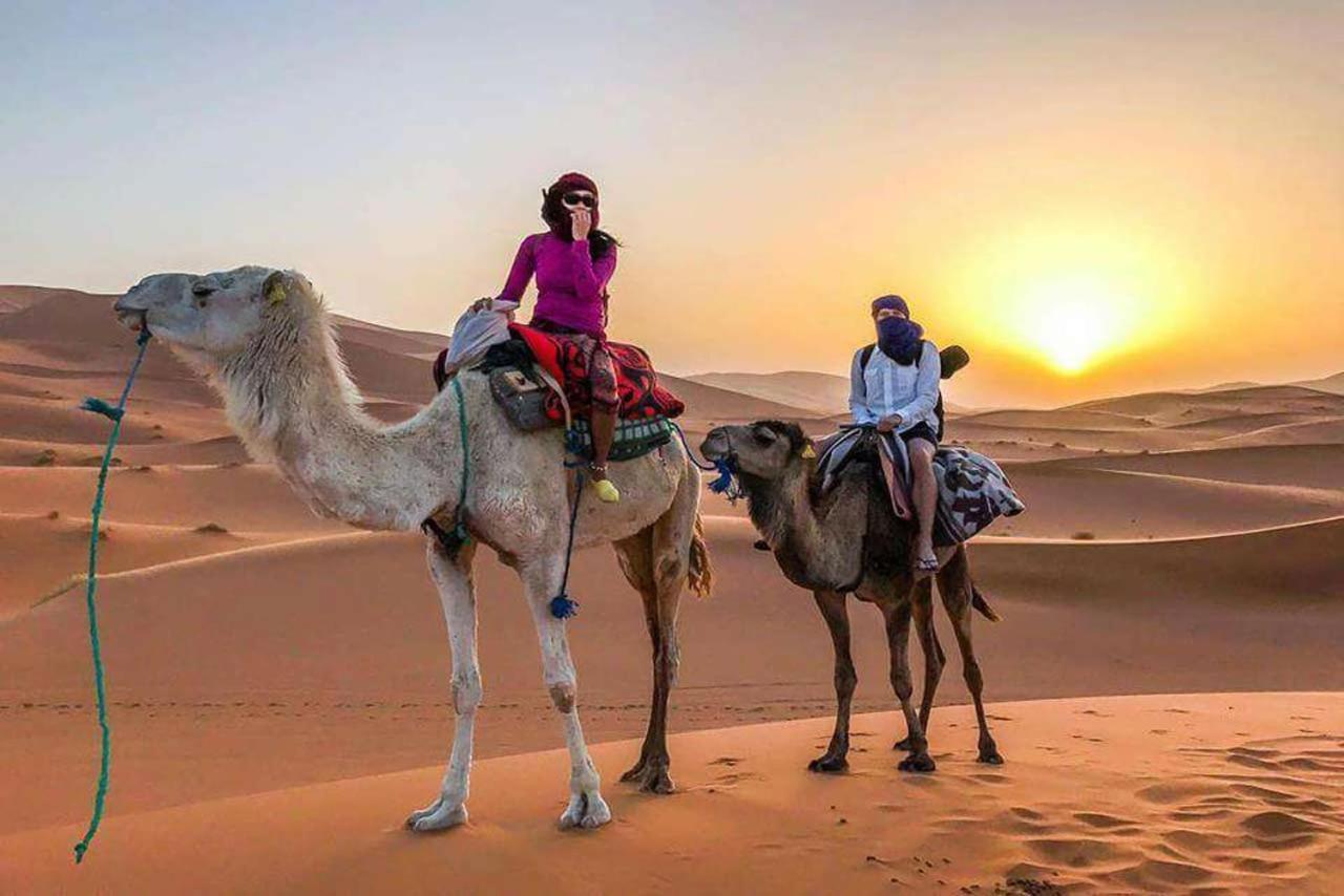 Sahara Dunes Luxury Camp Мерзуга Экстерьер фото